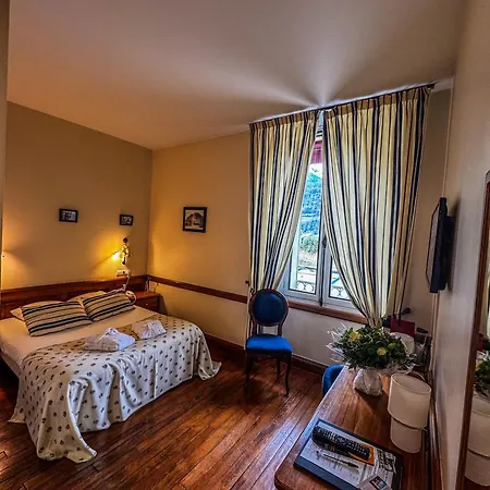 Grand De France Hotel