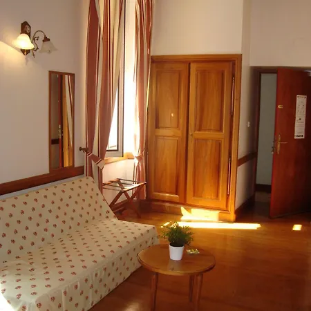 Grand De France Hotel 3*