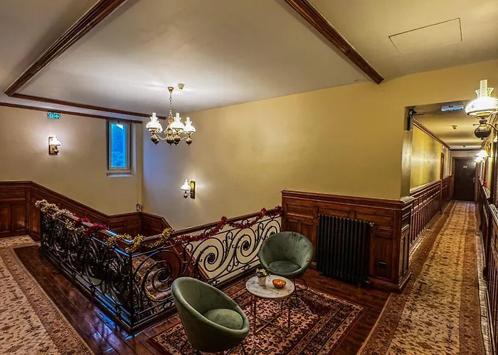 Grand De France Hotel