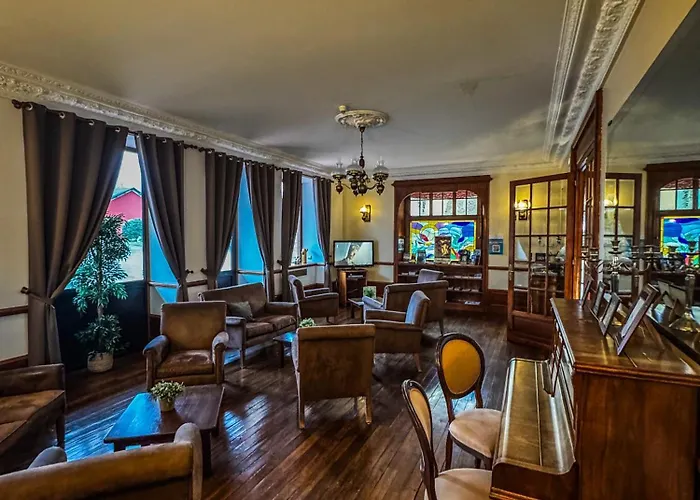 Отель Grand De France